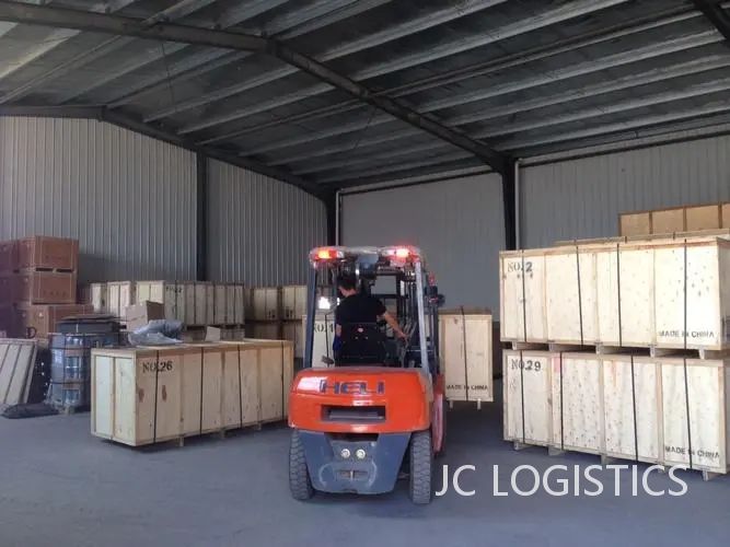Import Devanning